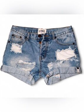 One Teaspoon ultra distressed light wash blue denim shorts size 25 button fly